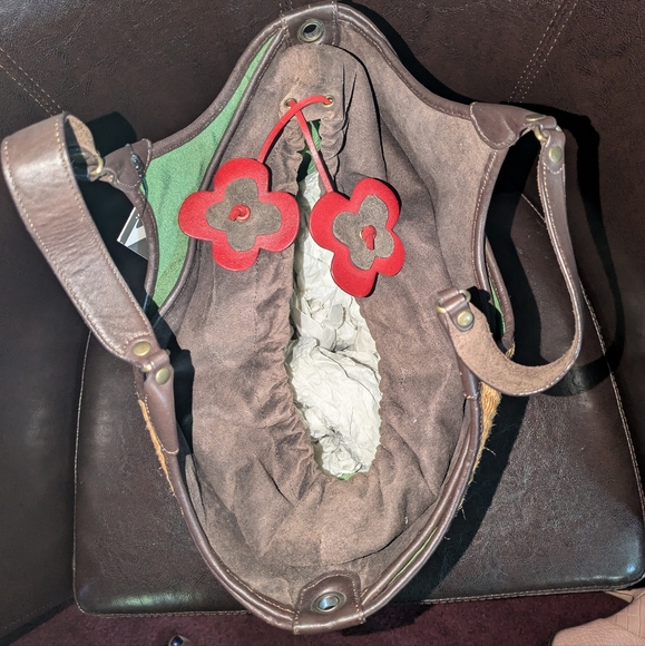 Maxx NewYork brown wicker pocketbook with tags - Picture 3 of 5